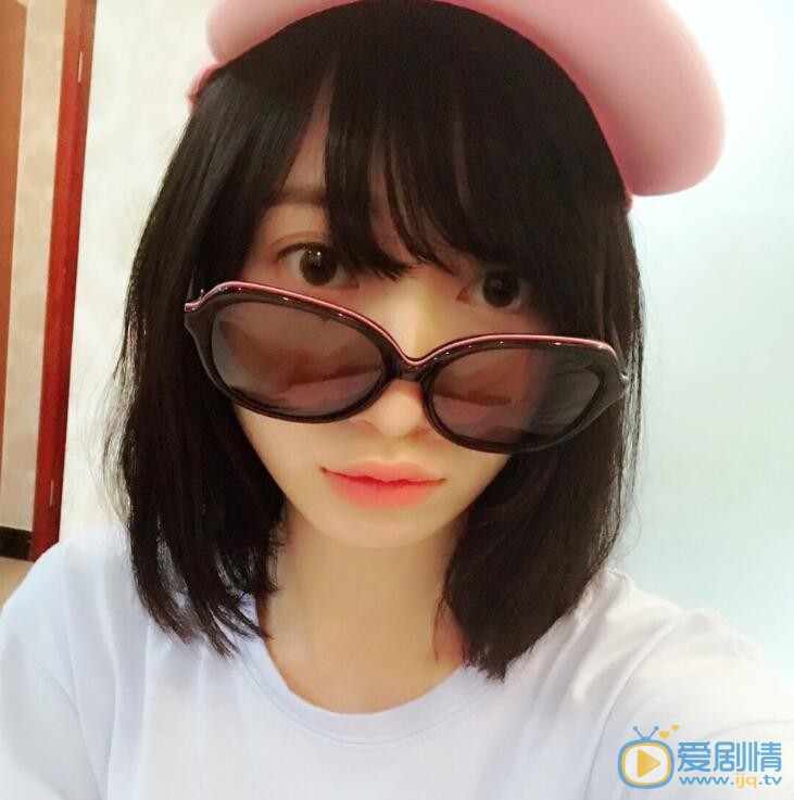 伊丹爱莉生活照 伊丹爱莉高清写真_伊丹爱莉高清剧照