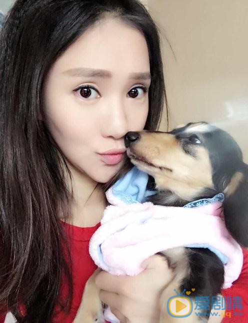 徐千京与宠物写真 徐千京高清写真_徐千京高清剧照
