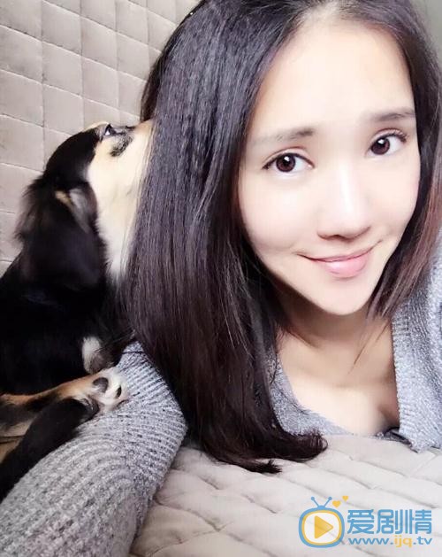 徐千京与宠物写真 徐千京高清写真_徐千京高清剧照