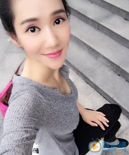 徐千京生活照 徐千京高清写真_徐千京高清剧照