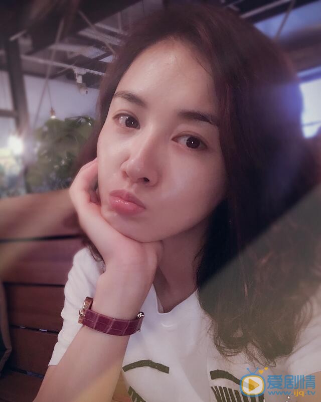 邢宇菲卖萌照 邢宇菲高清写真_邢宇菲高清剧照