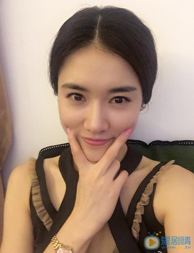 邢宇菲卖萌照 邢宇菲高清写真_邢宇菲高清剧照