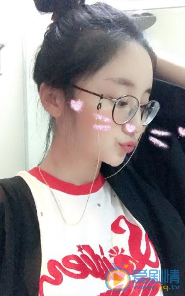 戴菲生活照 戴菲高清写真_戴菲高清剧照