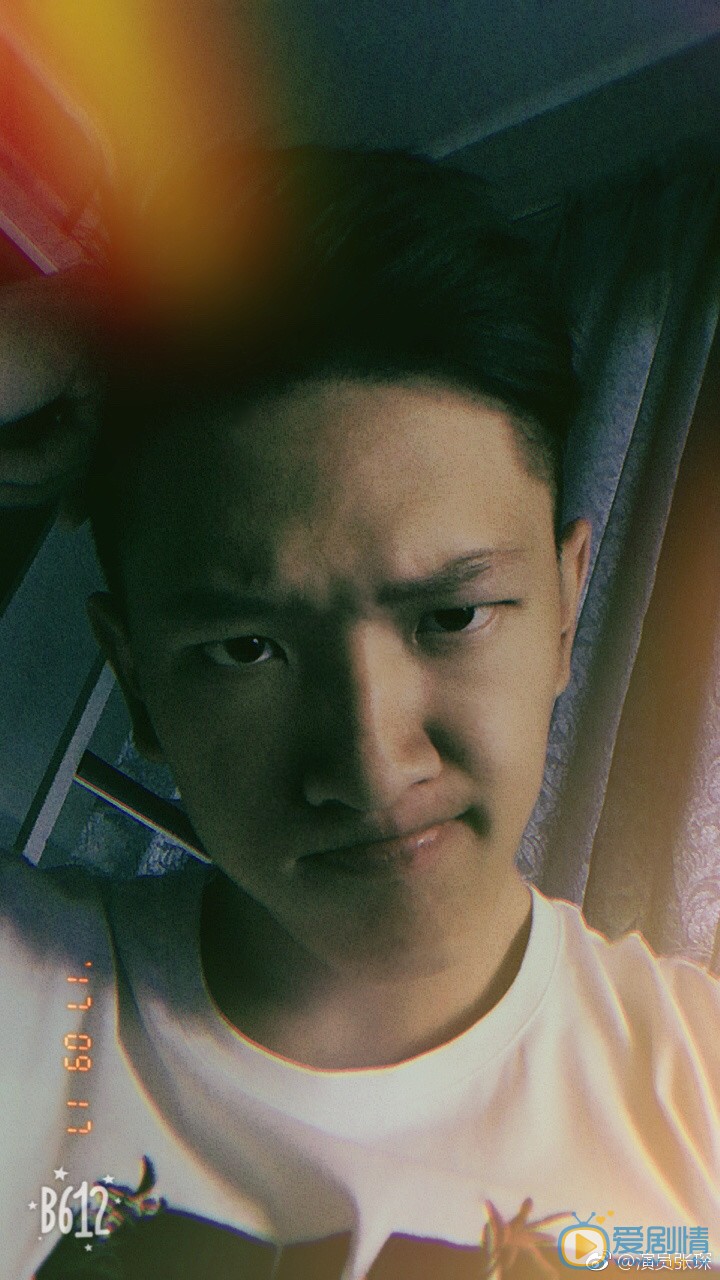 张琛生活照 张琛高清写真_张琛高清剧照