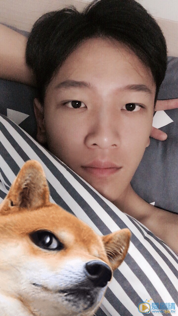 张琛生活照 张琛高清写真_张琛高清剧照