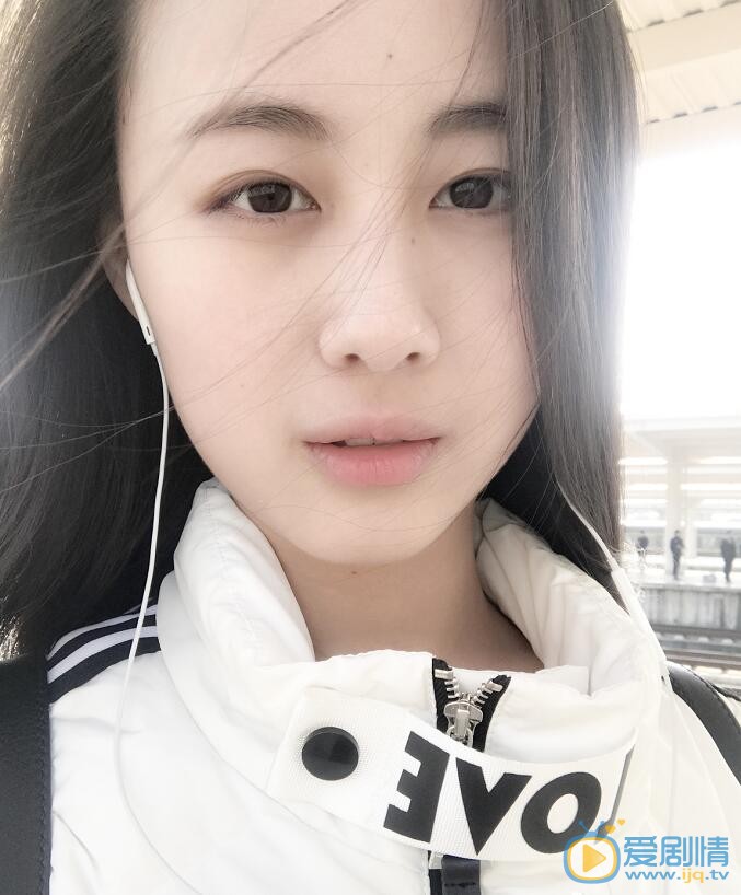 黄思涵素颜照 黄思涵高清写真_黄思涵高清剧照