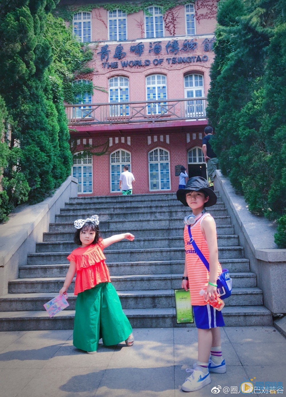 刘若谷兄妹写真 刘若谷高清写真_刘若谷高清剧照