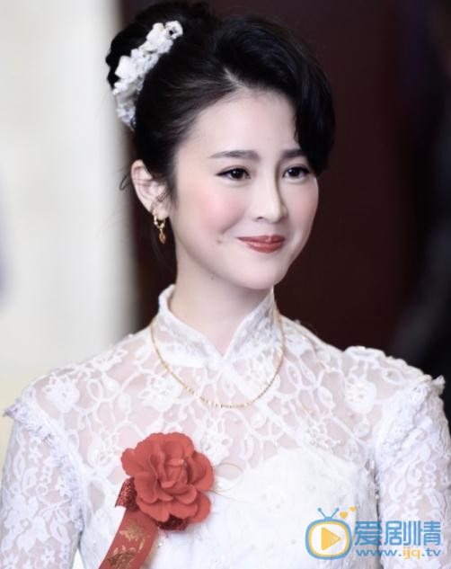 林伊婷《鸡毛飞上天》剧照 林伊婷高清写真_林伊婷高清剧照