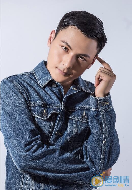 李连正写真 李连正高清写真_李连正高清剧照