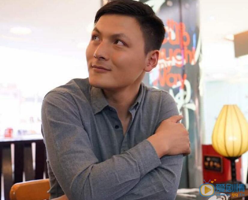 李连正生活照 李连正高清写真_李连正高清剧照