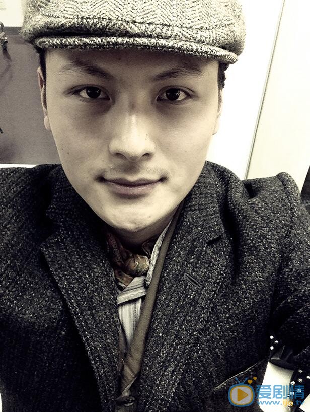李连正生活照 李连正高清写真_李连正高清剧照