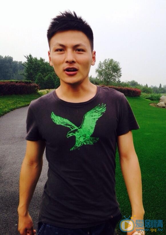李连正生活照 李连正高清写真_李连正高清剧照
