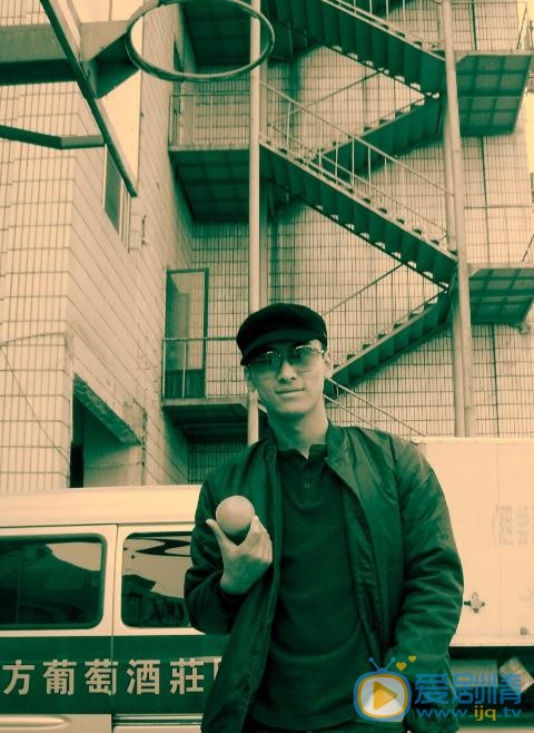 郑奇生活照 郑奇高清写真_郑奇高清剧照