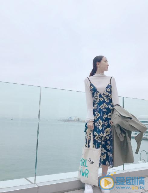 曲凌子生活照 曲凌子高清写真_曲凌子高清剧照