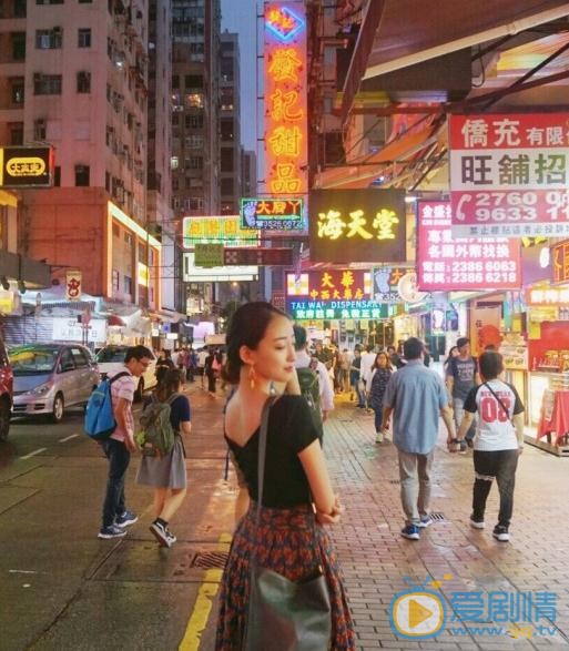 曲凌子生活照 曲凌子高清写真_曲凌子高清剧照