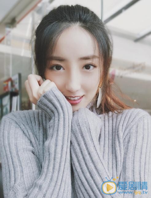 曲凌子生活照 曲凌子高清写真_曲凌子高清剧照