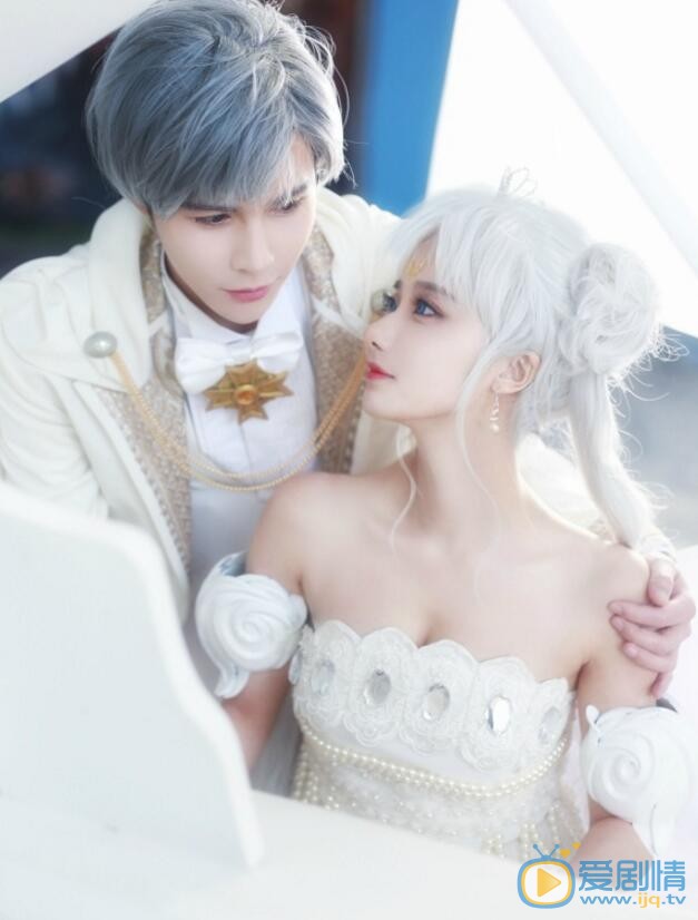 血纯茗雅《美少女战士》cos 血纯茗雅高清写真_血纯茗雅高清剧照