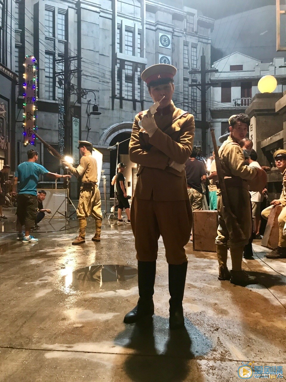 王信然片场照 王信然高清写真_王信然高清剧照