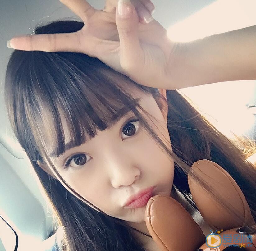 常曦元卖萌照 常曦元高清写真_常曦元高清剧照