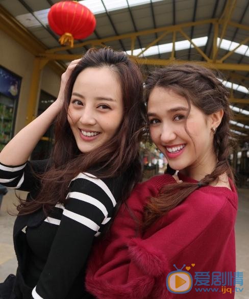 恩美与人合照 恩美高清写真_恩美高清剧照