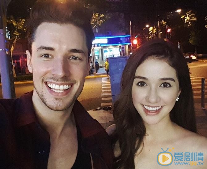 恩美与人合照 恩美高清写真_恩美高清剧照