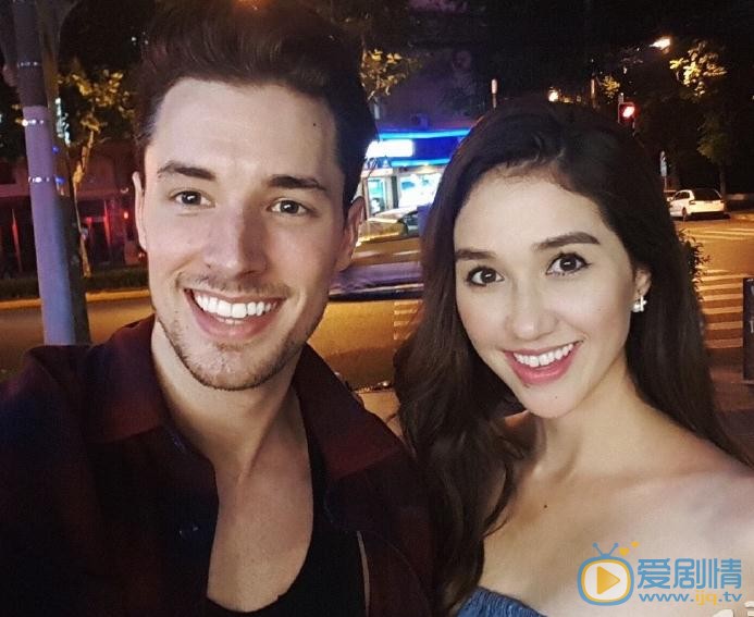 恩美与人合照 恩美高清写真_恩美高清剧照