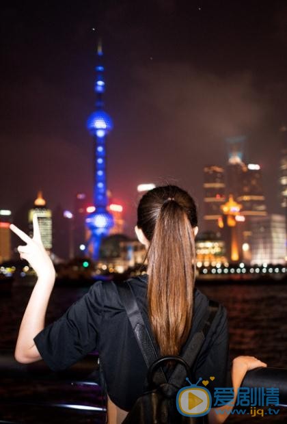 恩美与人合照 恩美高清写真_恩美高清剧照