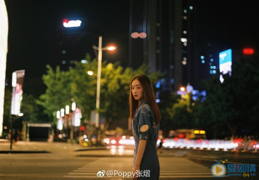 张熠时尚街拍 张熠高清写真_张熠高清剧照