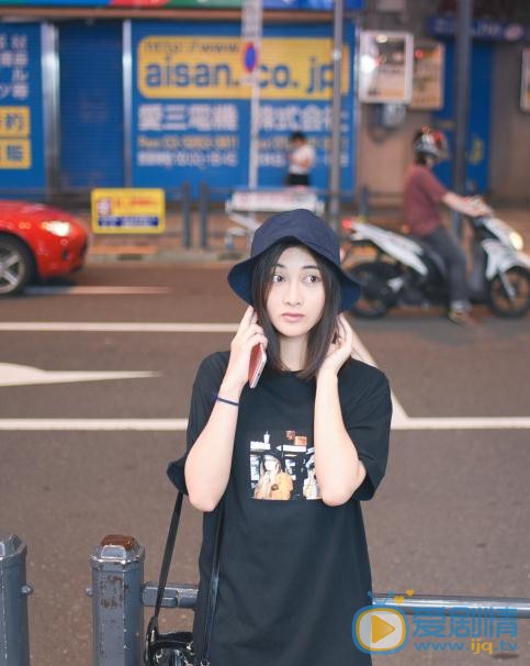 王俏霖街拍写真 王俏霖高清写真_王俏霖高清剧照