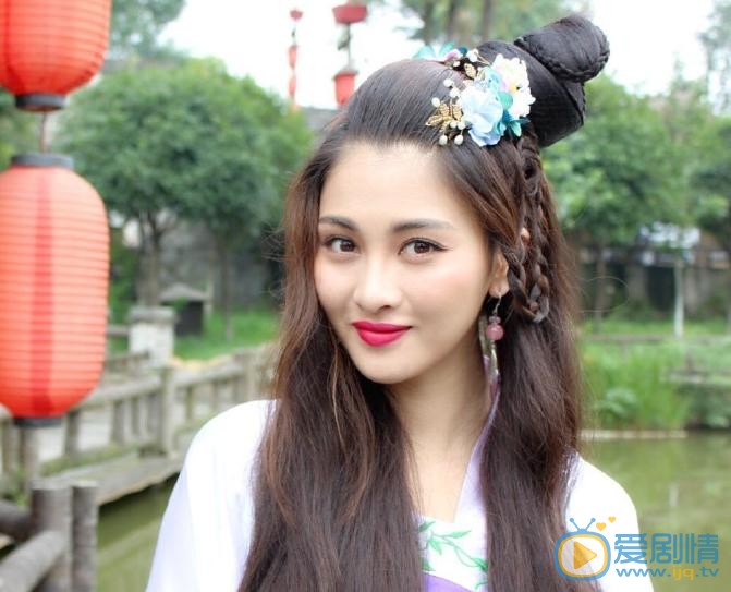 王俏霖片场照 王俏霖高清写真_王俏霖高清剧照