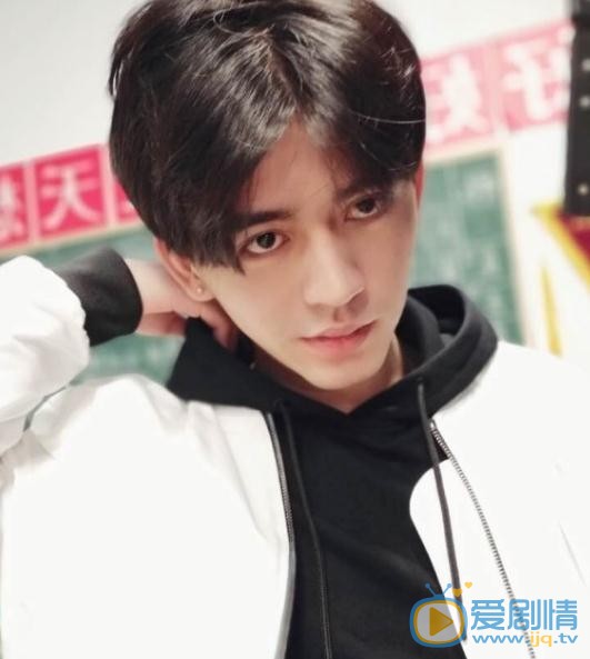 隋柯名生活照 隋柯名高清写真_隋柯名高清剧照