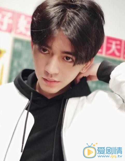 隋柯名生活照 隋柯名高清写真_隋柯名高清剧照