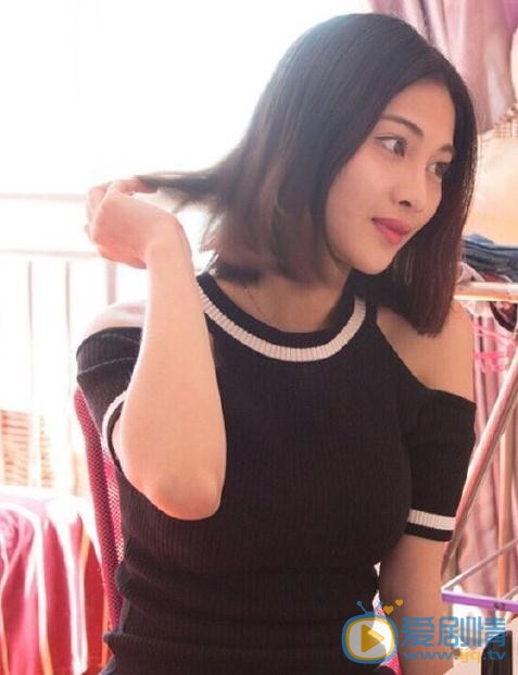 王俏霖毕业的一天 王俏霖高清写真_王俏霖高清剧照