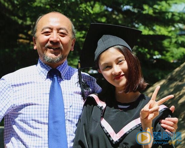 王俏霖毕业的一天 王俏霖高清写真_王俏霖高清剧照