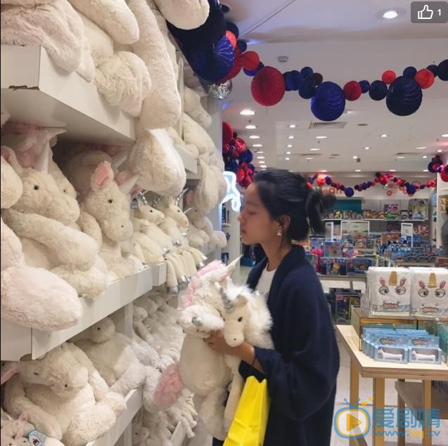 庄达菲旅行照 庄达菲高清写真_庄达菲高清剧照