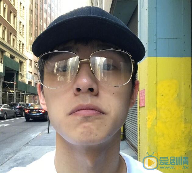 刘昊然生活照 刘昊然高清写真_刘昊然高清剧照