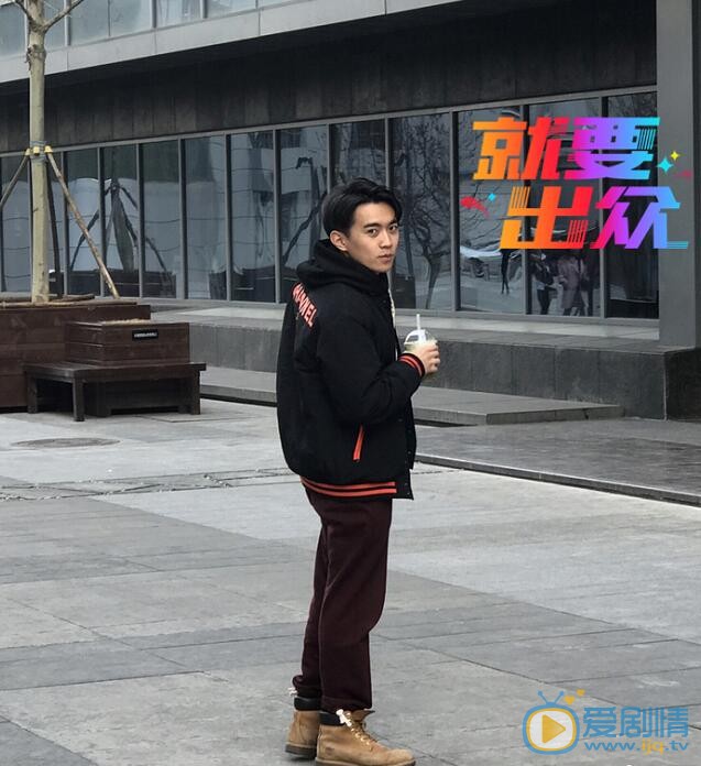 邵如一生活照 邵如一高清写真_邵如一高清剧照