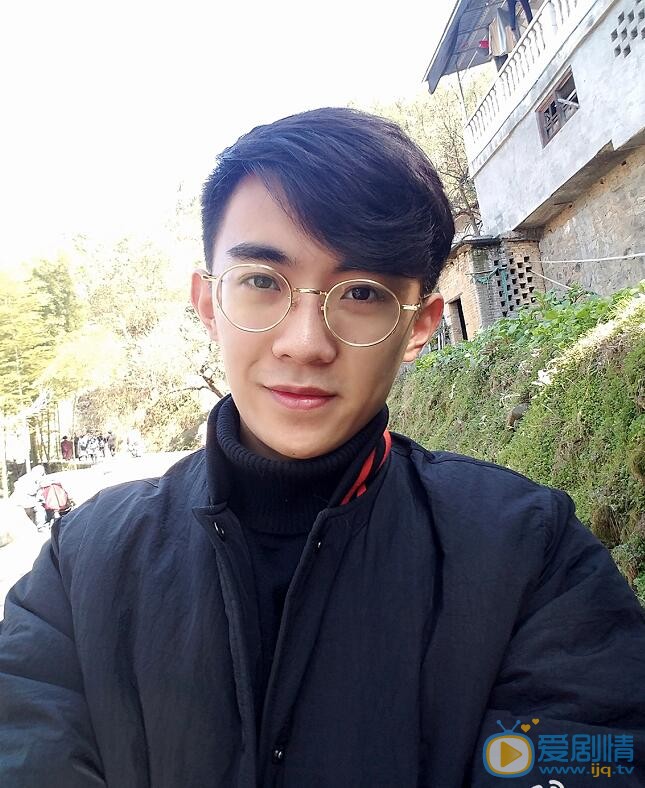 邵如一生活照 邵如一高清写真_邵如一高清剧照