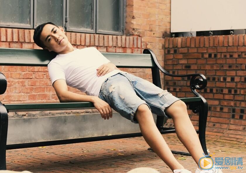 邵如一生活照 邵如一高清写真_邵如一高清剧照