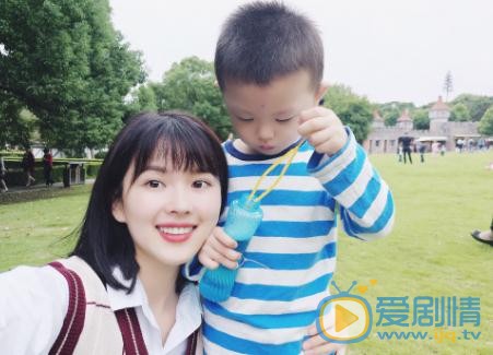 钟恩淇合照 钟恩淇高清写真_钟恩淇高清剧照
