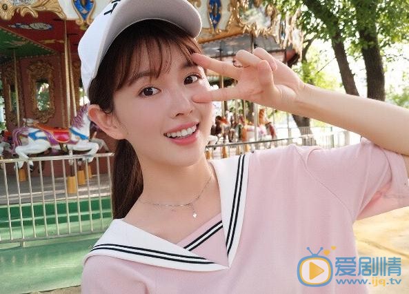 钟恩淇制服写真 钟恩淇高清写真_钟恩淇高清剧照