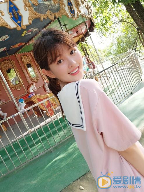 钟恩淇制服写真 钟恩淇高清写真_钟恩淇高清剧照