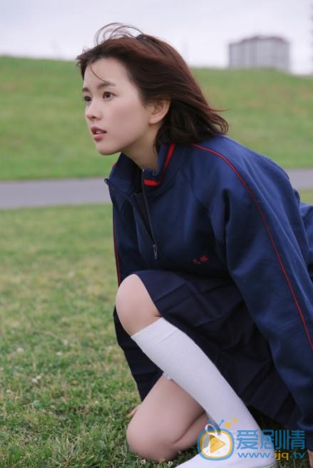 钟恩淇制服写真 钟恩淇高清写真_钟恩淇高清剧照