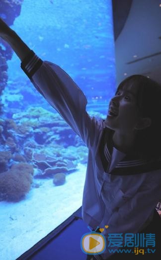钟恩淇制服写真 钟恩淇高清写真_钟恩淇高清剧照