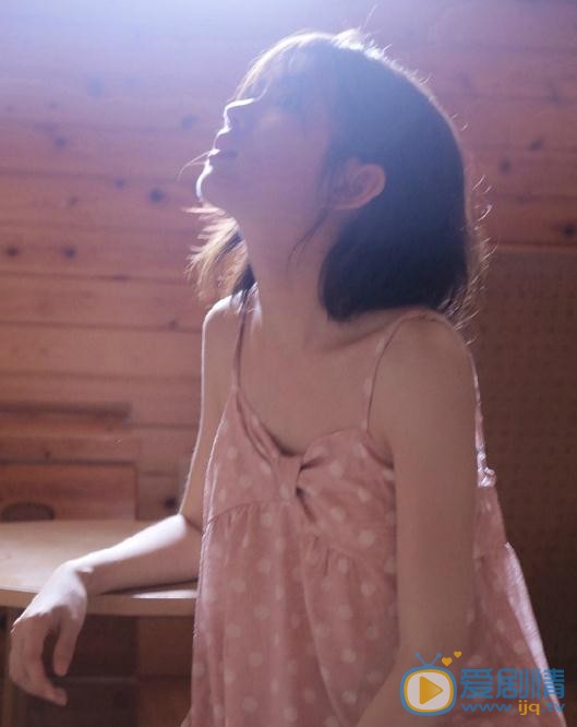 钟恩淇夏日写真 钟恩淇高清写真_钟恩淇高清剧照