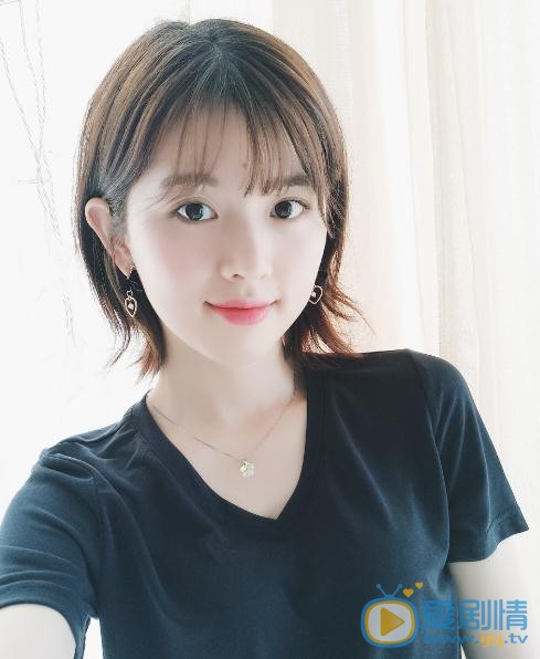 钟恩淇生活照 钟恩淇高清写真_钟恩淇高清剧照