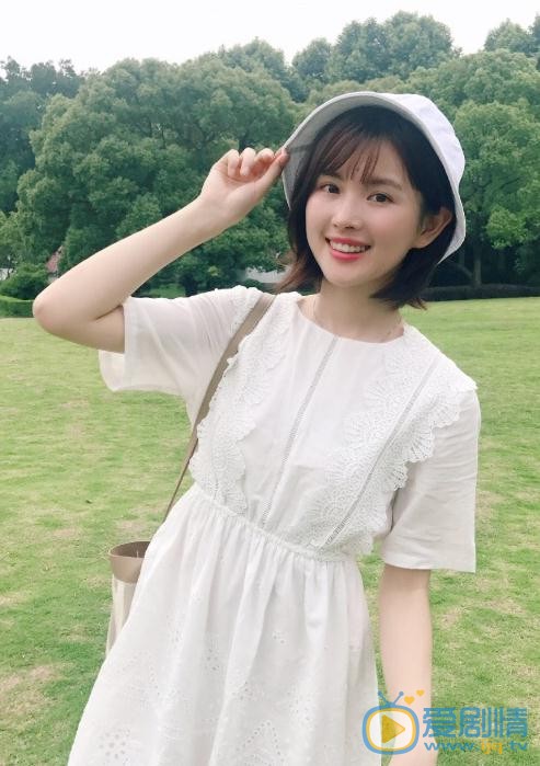 钟恩淇街拍写真 钟恩淇高清写真_钟恩淇高清剧照