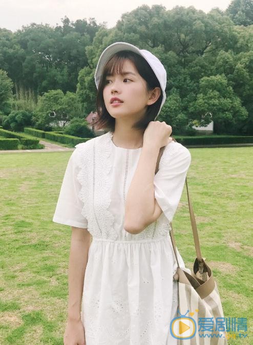 钟恩淇街拍写真 钟恩淇高清写真_钟恩淇高清剧照