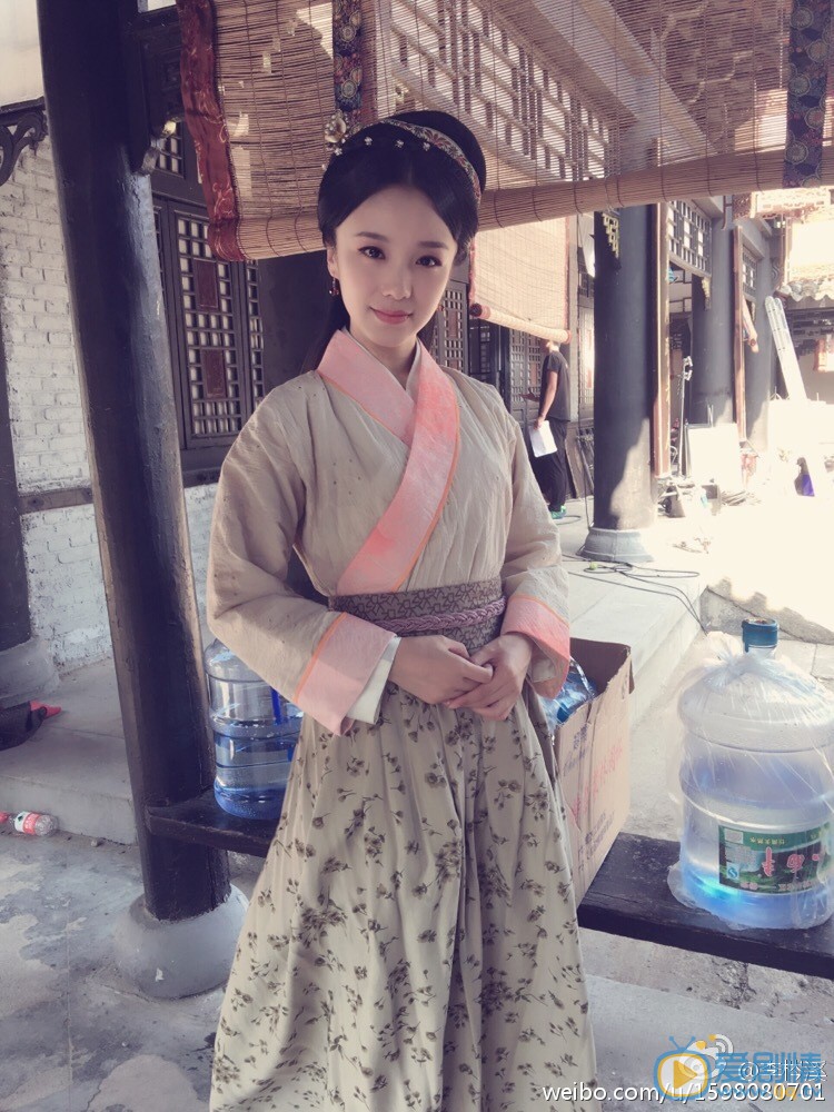 李梣溪片场照 李梣溪高清写真_李梣溪高清剧照