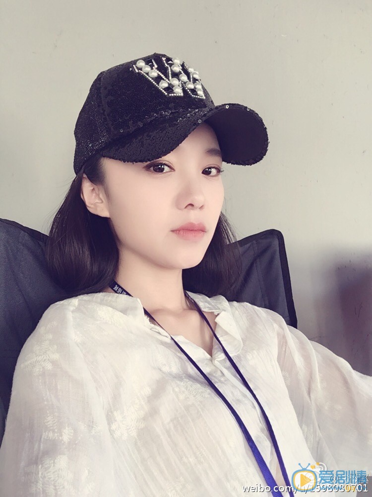 李梣溪生活照 李梣溪高清写真_李梣溪高清剧照